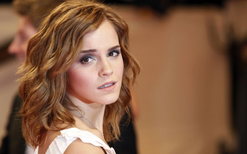 8 Rekomendasi Buku Bacaan Emma Watson Untuk Kamu